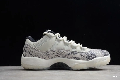 JORDAN SNAKE BONE 11 - LOW LIGHT RETRO CD6846-002 1022